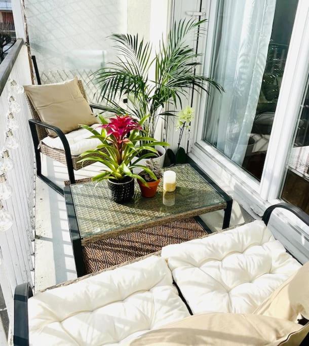 Proche Chateau De Versailles Avec Balcon Vu Sur Une Foret Et Parking Gratuit Pour 5 Personnes Maximum المظهر الخارجي الصورة